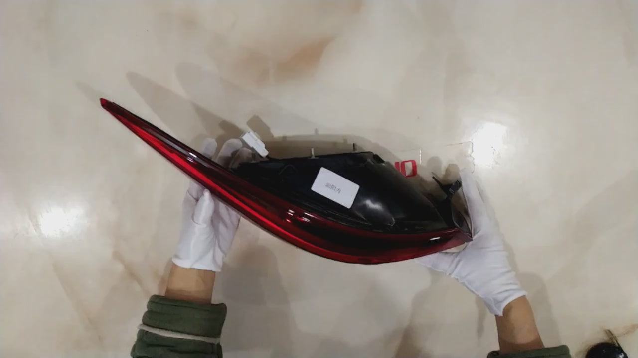 Outer-Tail-Lamp_Lens-Cover_2014-2018_Mazda_3_video