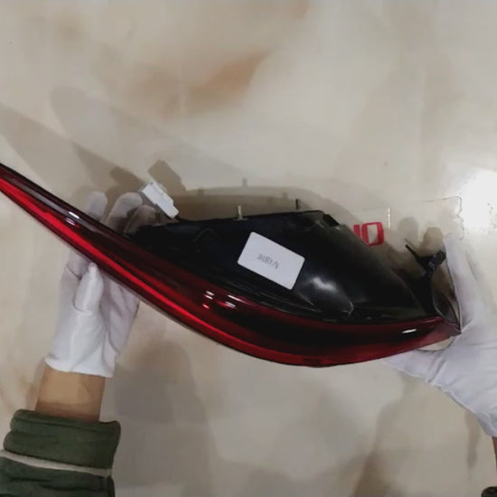 Outer-Tail-Lamp_Lens-Cover_2014-2018_Mazda_3_video